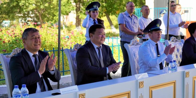 “Адал азамат” біртұтас тәрбие бағдарламасын іске асыру тәжірибесі» тақырыбында облыстық оқыту семинары өтті.