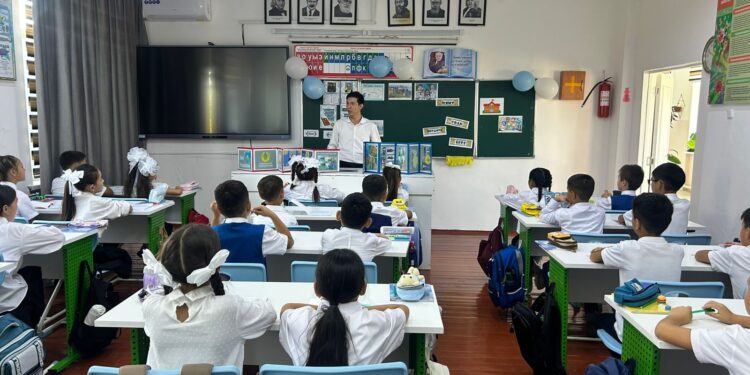 «Менің Отаным – Қазақстан / Моя Родина – Казахстан».