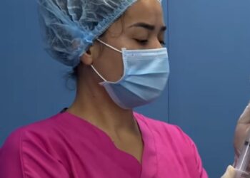 ЖЕТІСАЙ АУДАНДЫҚ ОРТАЛЫҚ АУРУХАНАСЫНДА АЛҒАШ РЕТ КҮРДЕЛІ ТРАВМАТОЛОГИЯЛЫҚ-ОРТОПЕДИЯЛЫҚ ОТА СӘТТІ ЖАСАЛДЫ.