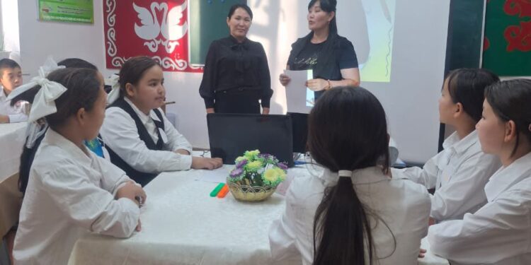 Ағылшын тілі – адам өміріндегі көмекшісі.