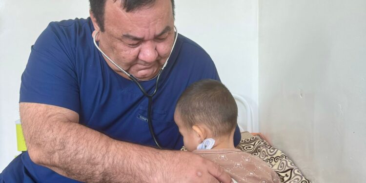 ТҮРКІСТАН: ӨҢЕШІНЕ БӨГДЕ ЗАТ ТҰРЫП ҚАЛҒАН БАЛАҒА КҮРДЕЛІ ОТА ЖАСАЛДЫ.