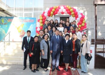 Түркістан облысында жасөспірімдер арасындағы суицид пен ерте жүктіліктің алдын алу бойынша семинар өтті.