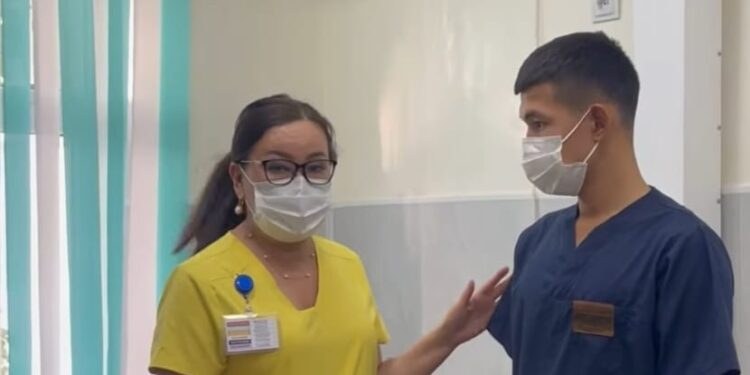 БОЛАШАҚ МАМАНДАРҒА -БІЛІКТІ МАМАНДАРДАН БАҒЫТ.