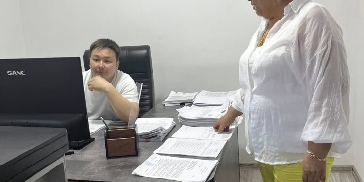 ЖЕР ҚАТЫНАСТАРЫ БӨЛІМІНІҢ ҚЫЗМЕТ КӨРСЕТУ САПАСЫНА ҚОҒАМДЫҚ БАҚЫЛАУ ЖҮРГІЗІЛДІ.