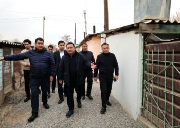 ҚАЛА ӘКІМІ АБАТТАНДЫРУ НЫСАНДАРЫН АРАЛАДЫ.