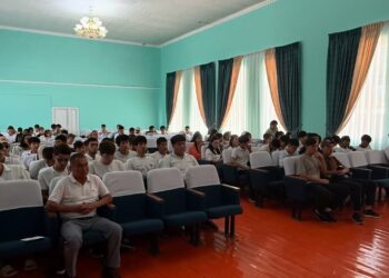 Жастар мен өндіріс арасындағы алтын көпір: Түркістан техникалық колледжінде кәсіптік бағыттағы кездесу өтті.