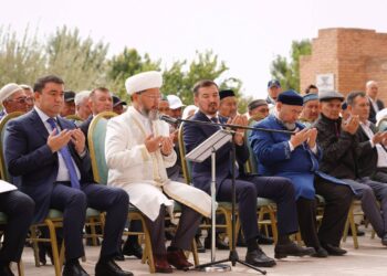 ТҮРКІСТАНДА «БАБАЛАР РУХЫНА 100 ХАТЫМ» АТТЫ ТАҒЫЛЫМДЫ ІС-ШАРА ӨТТІ.