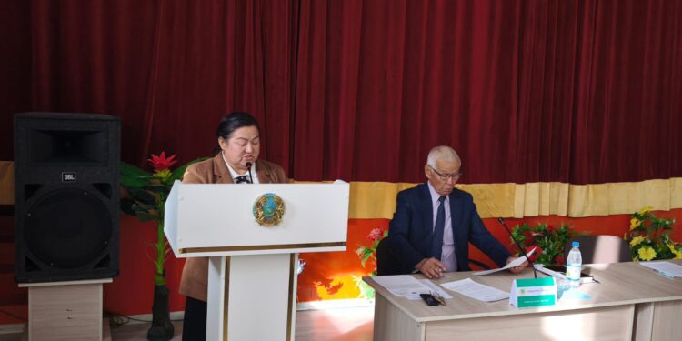 Қоғамдық кеңес мүшелері Аққұм ауылының бүгінгі жай-күйін талқылады.