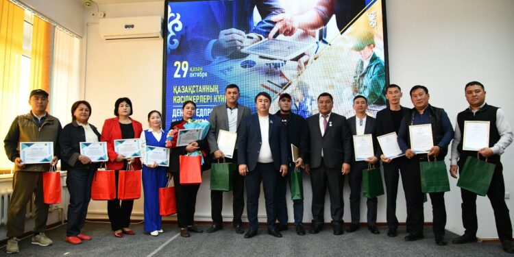 АУДАНДА КӘСІПКЕРЛЕР КҮНІ АТАЛЫП ӨТТІ.