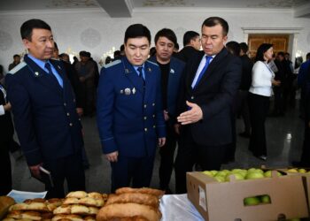 ОТЫРАР АУДАНЫНДА БОС ЖҰМЫС ОРЫНДАРЫ ЖӘРМЕҢКЕСІ ӨТТІ.