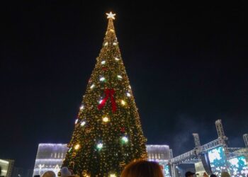 Түркістан қаласында Жаңа жыл мерекесіне орай «Жарқыра, Жаңа жыл шыршасы!» атты салтанатты кеш өтті.